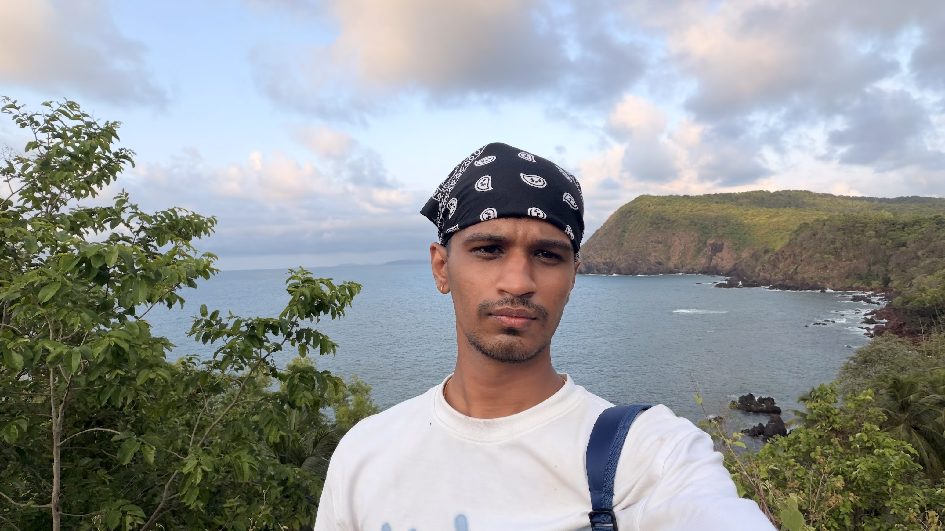 Shri nikesh R